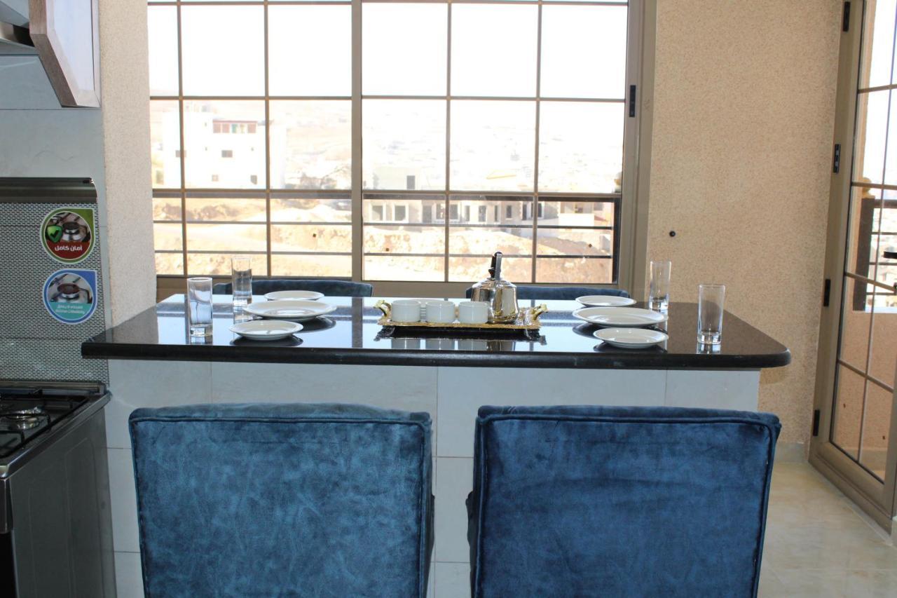 Treasury Terrace Apartments Wadi Musa Exterior photo